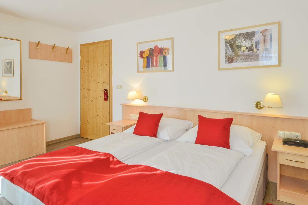 Landhotel Zum Metzgerwirt Bayersoien Buitenkant foto